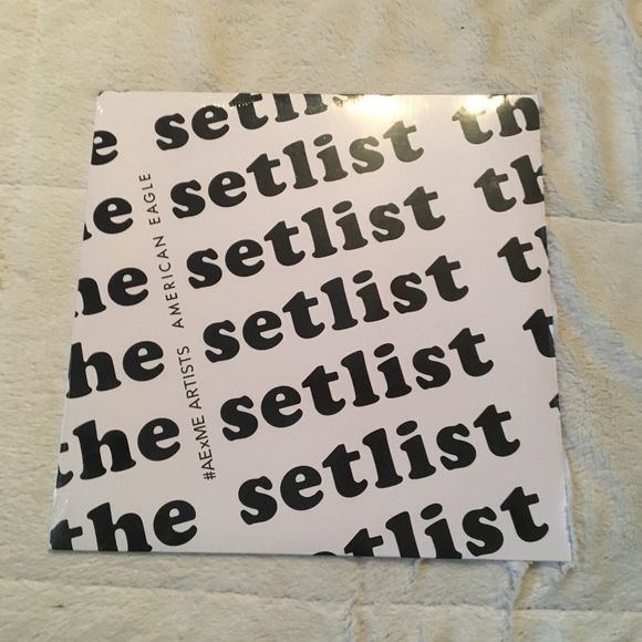 American Eagle Outfitters Other - AMERICAN EAGLE VINYL SETLIST